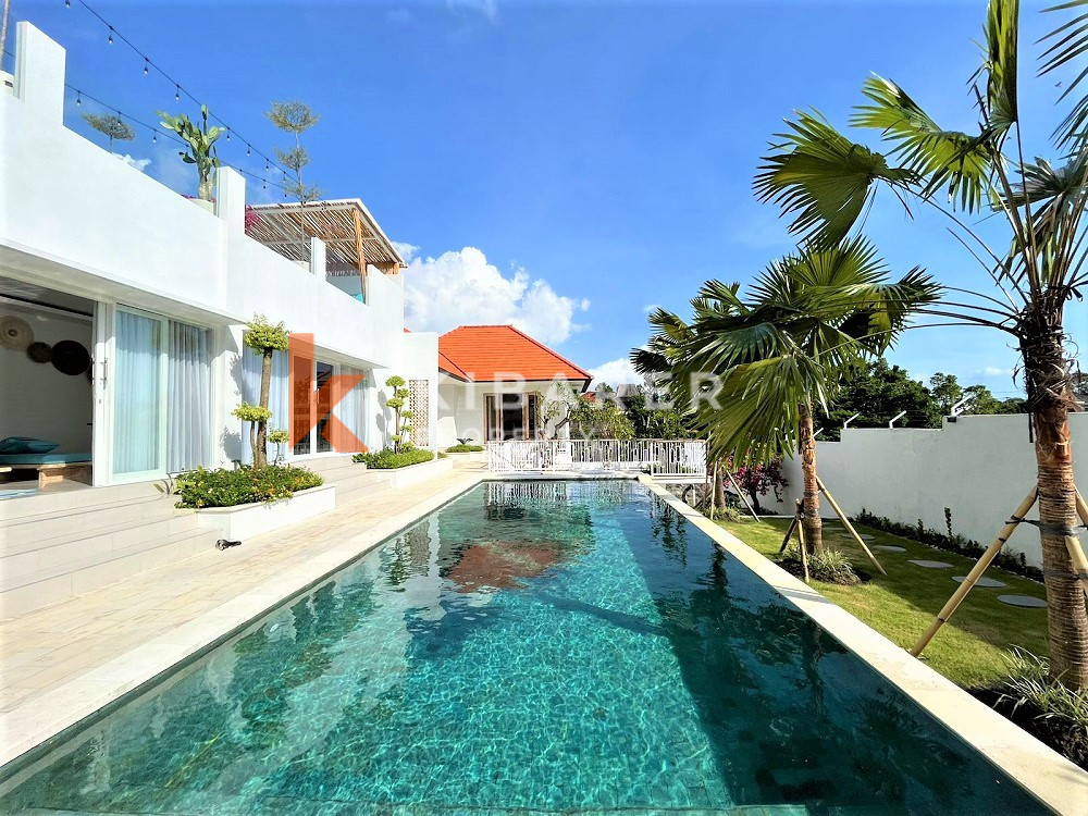 Incredible New Four-Bedroom Gated Villa with Views in Padonan — image 8