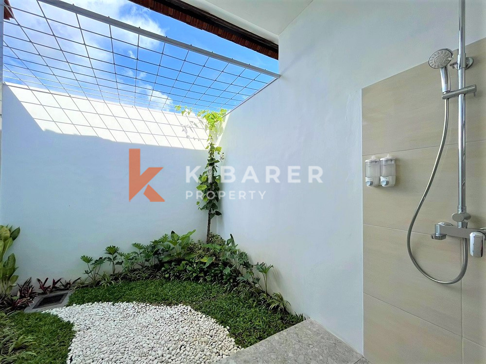Incredible New Four-Bedroom Gated Villa with Views in Padonan — image 17