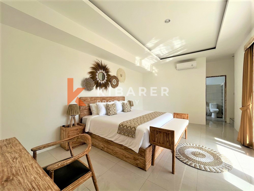 Incredible New Four-Bedroom Gated Villa with Views in Padonan — image 4