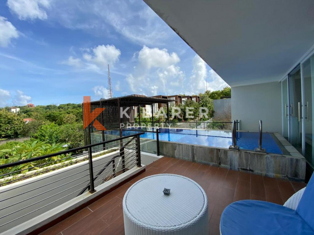 Wonderful Three Bedroom Bayview Villa With Enclosed Living in Nusa Dua — image 5