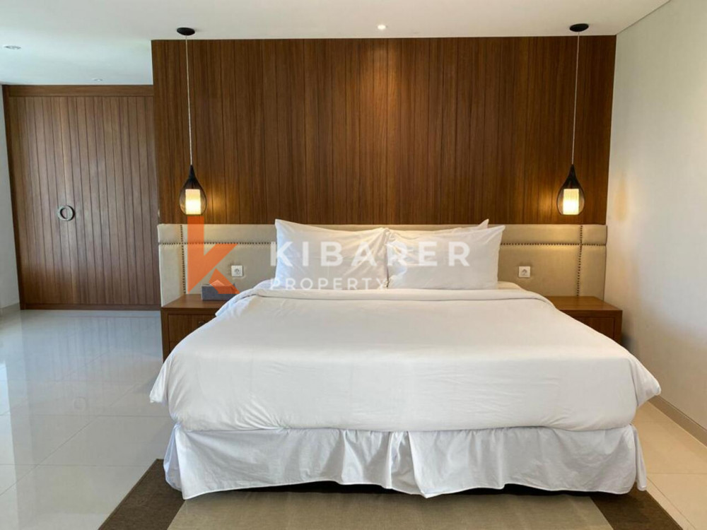 Magnificent Three-Bedroom Bayview Villa with Enclosed Living in Nusa Dua — image 19
