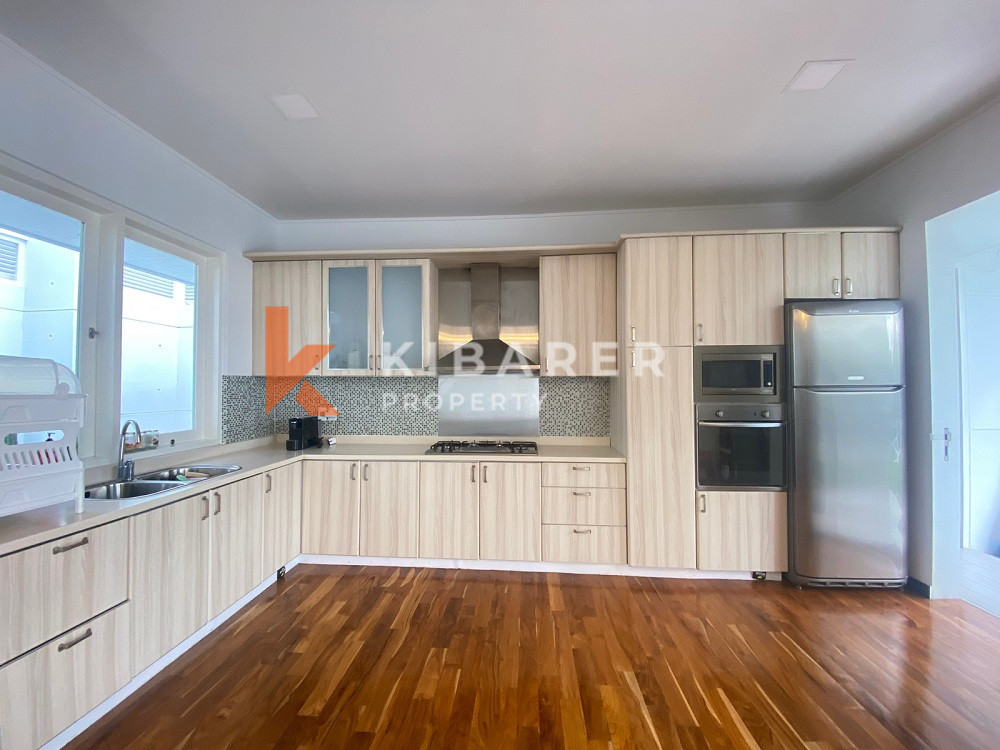 Gorgeous Three Bedroom Villa situated in quiet Umalas area — image 3