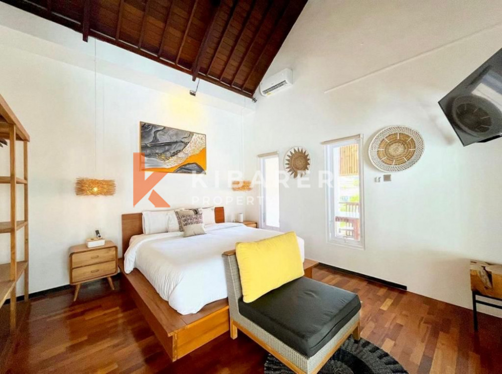 Magnificent Three-Bedroom Villa Within Walking Distance to Canggu Beach — image 5