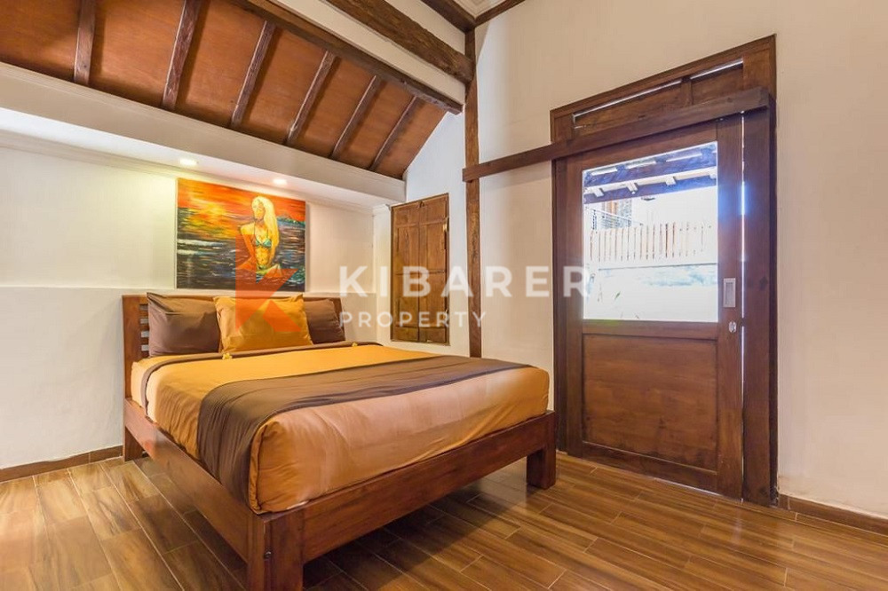 Beautiful Two-Bedroom Joglo Villa Located in Canggu — image 5