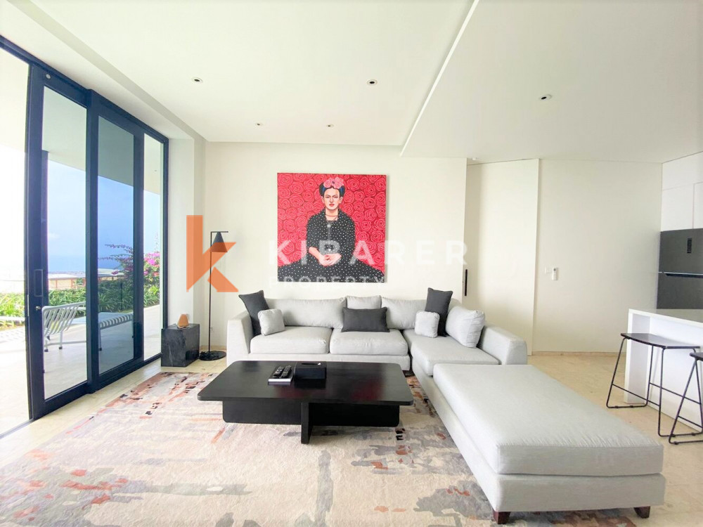 Modern Two Bedroom Enclosed Livingroom Villa with Sea View in Uluwatu — image 8