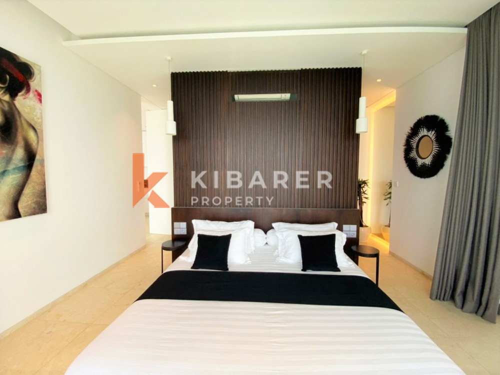 Modern Two Bedroom Enclosed Livingroom Villa with Sea View in Uluwatu — image 14