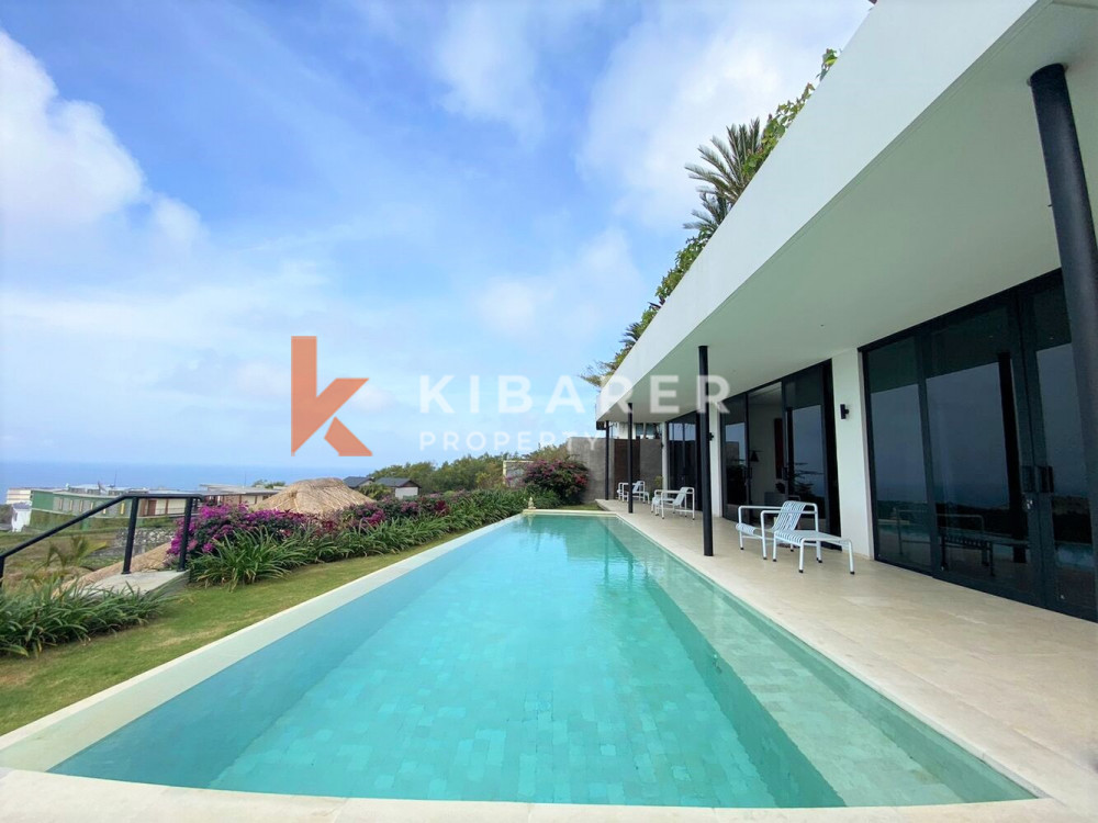 Modern Two Bedroom Enclosed Livingroom Villa with Sea View in Uluwatu