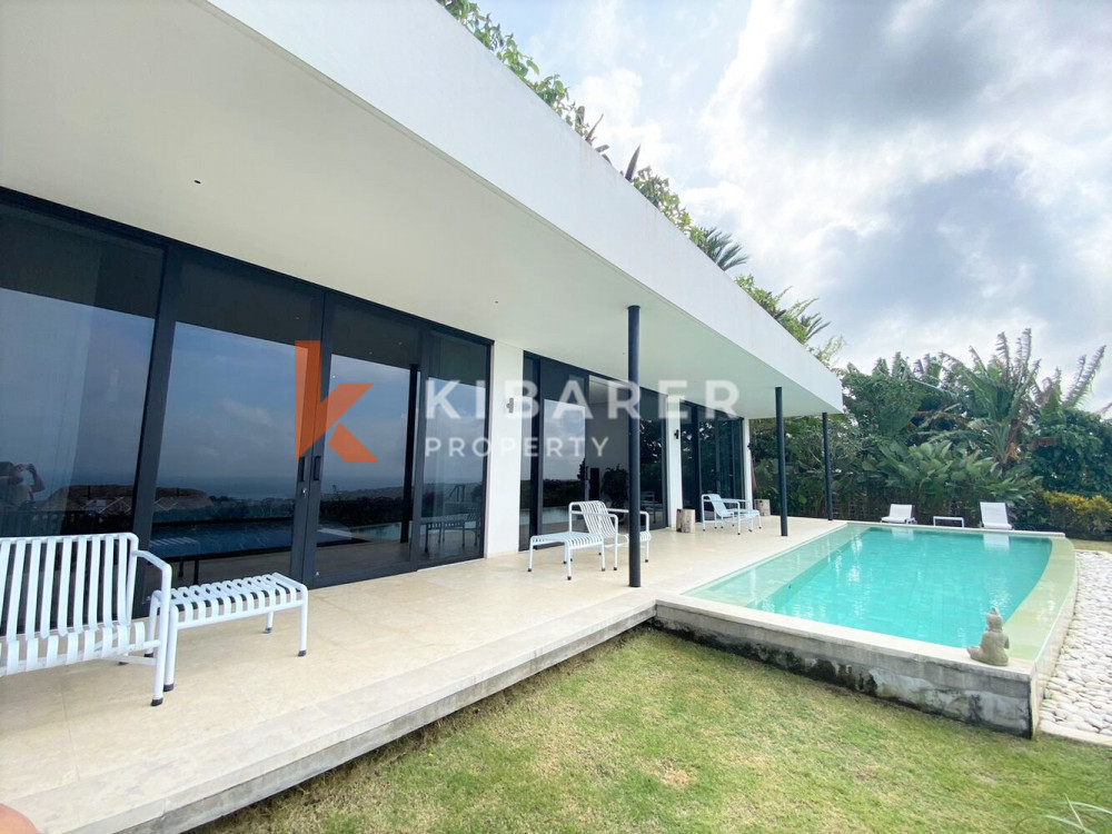 Modern Two Bedroom Enclosed Livingroom Villa with Sea View in Uluwatu — image 2