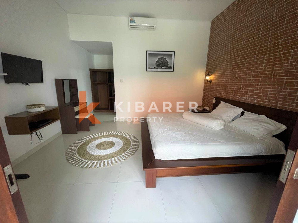 Charming Two Bedroom Villa perfectly situated in Canggu — image 7