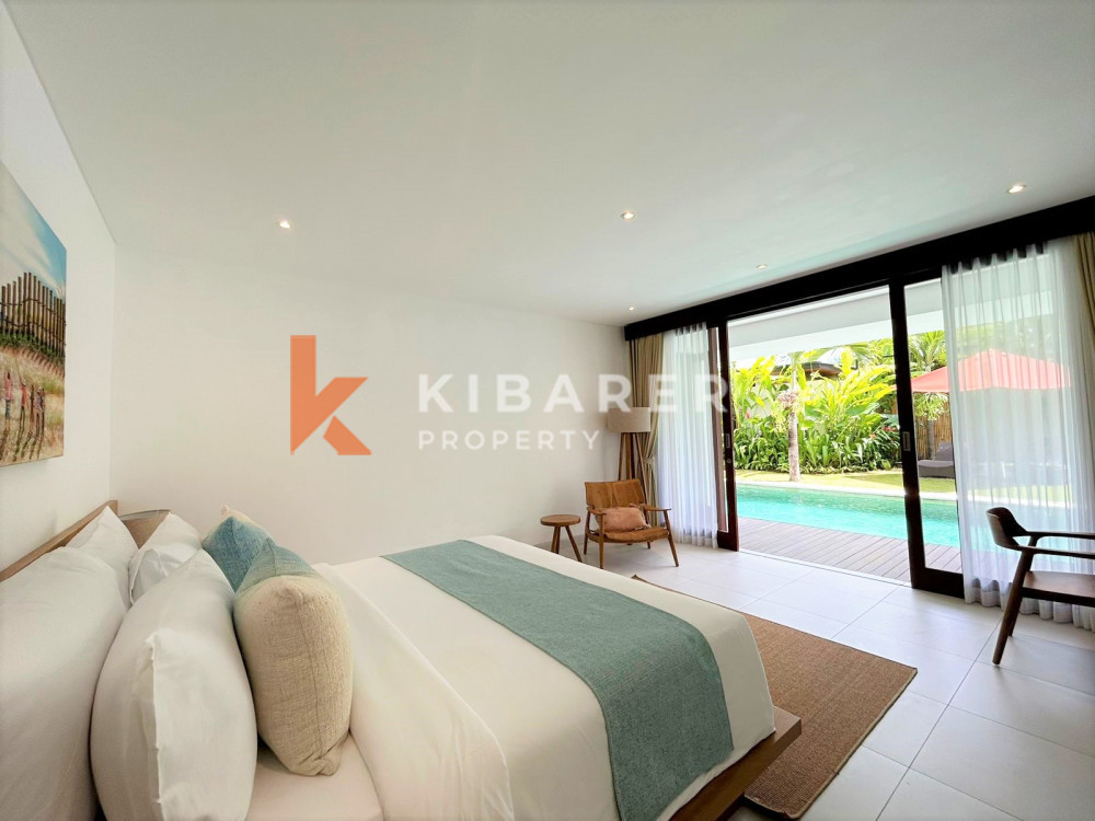Beautiful Three Bedroom Enclosed Living Room Villa Situated in Seminyak — image 7