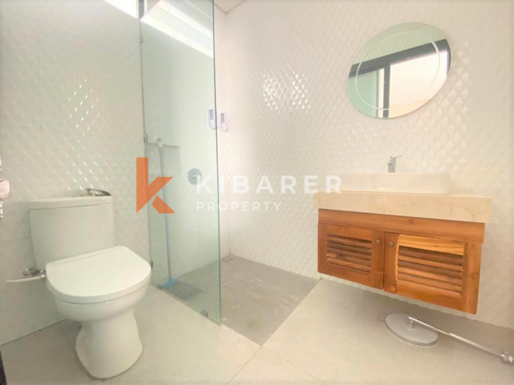 Cozy Two-Bedroom Enclosed Living Room Villa Situated in Ungasan — image 11