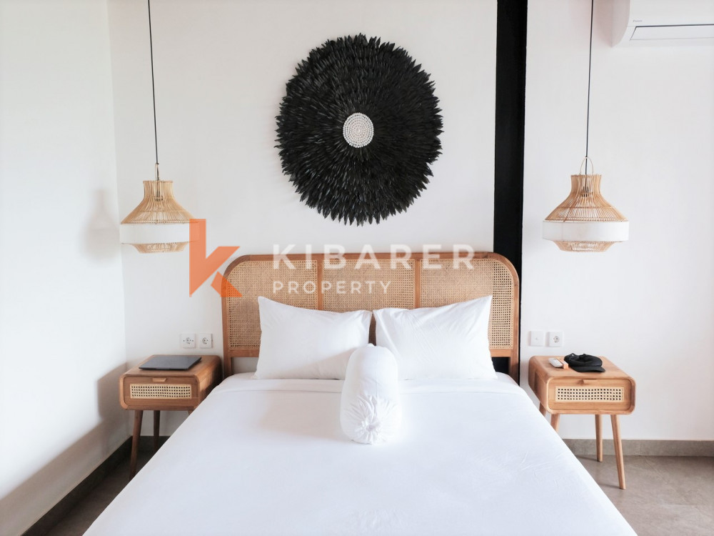 One Bedroom Modern Loft with Pool Situated in The Heart Of Canggu — image 9