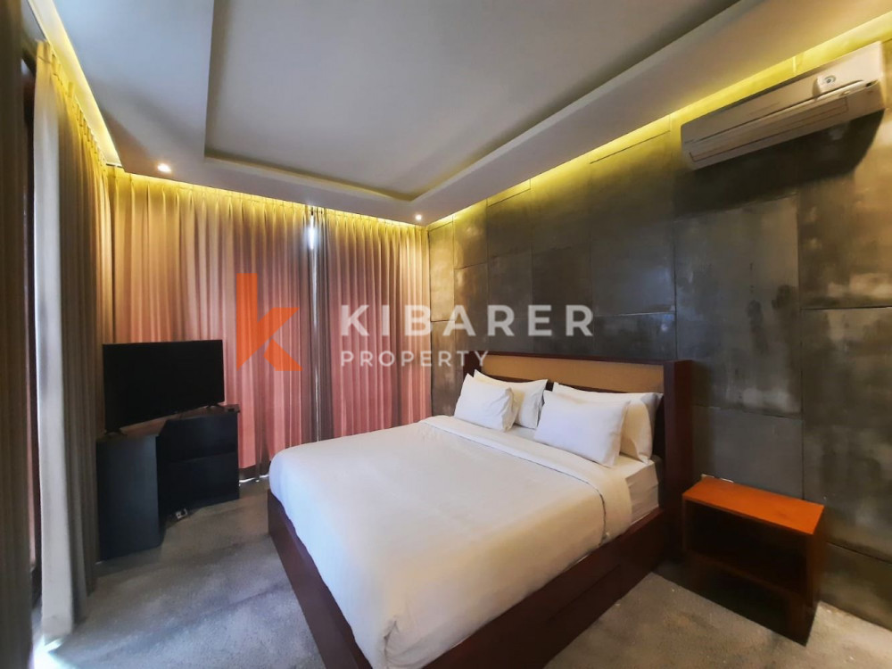 Modern Two Bedroom Loft Villa with Open Living Situated in Legian — image 11