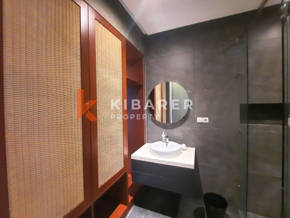Modern Two Bedroom Loft Villa with Open Living Situated in Legian — image 12