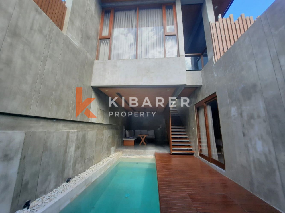 Modern Two Bedroom Loft Villa with Open Living Situated in Legian — image 3
