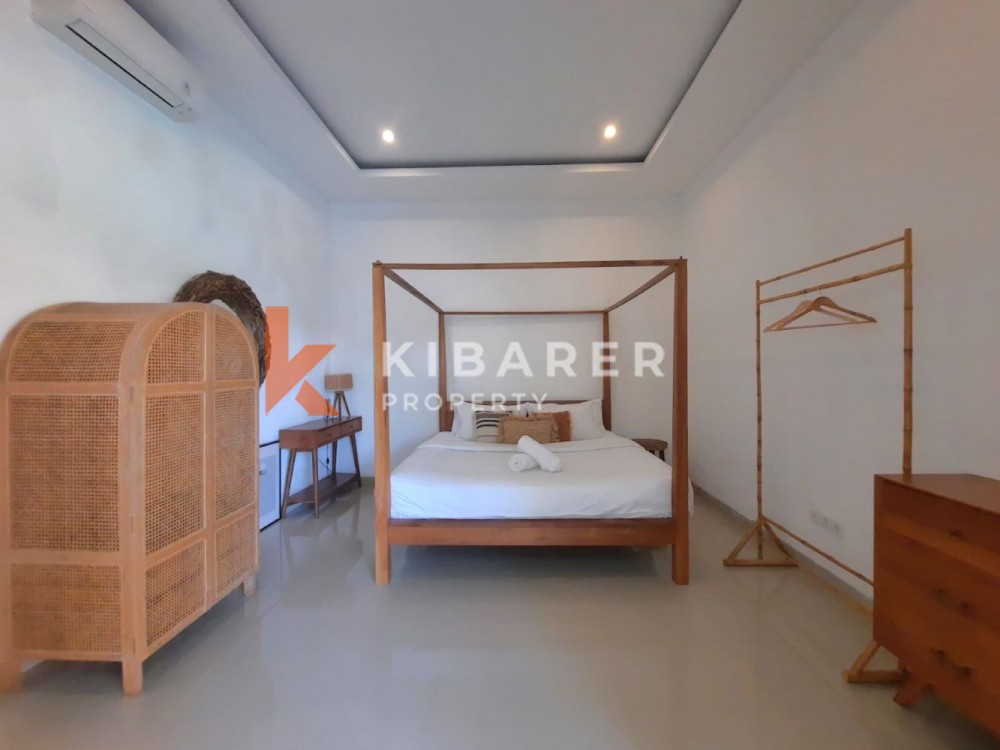 Beautiful Open Three-Bedroom Villa Located in Berawa — image 7