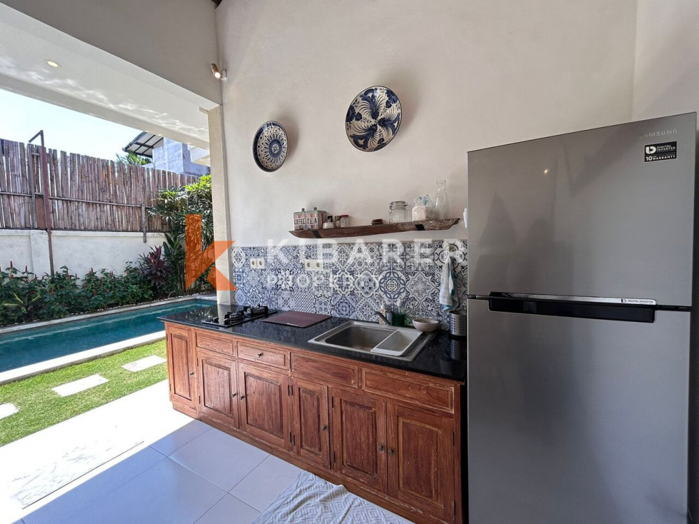 Incredible Two-Bedroom Villa with Open Living Room Located in Canggu — image 4