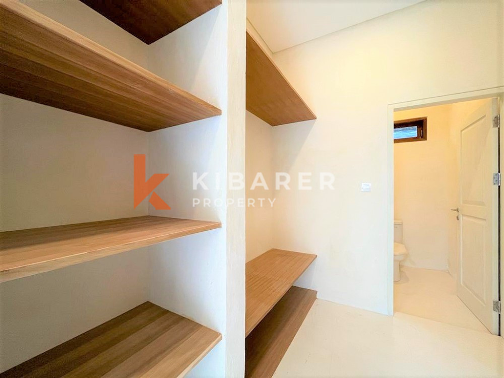 New Open-Plan Studio with One Bedroom in Pererenan — image 9