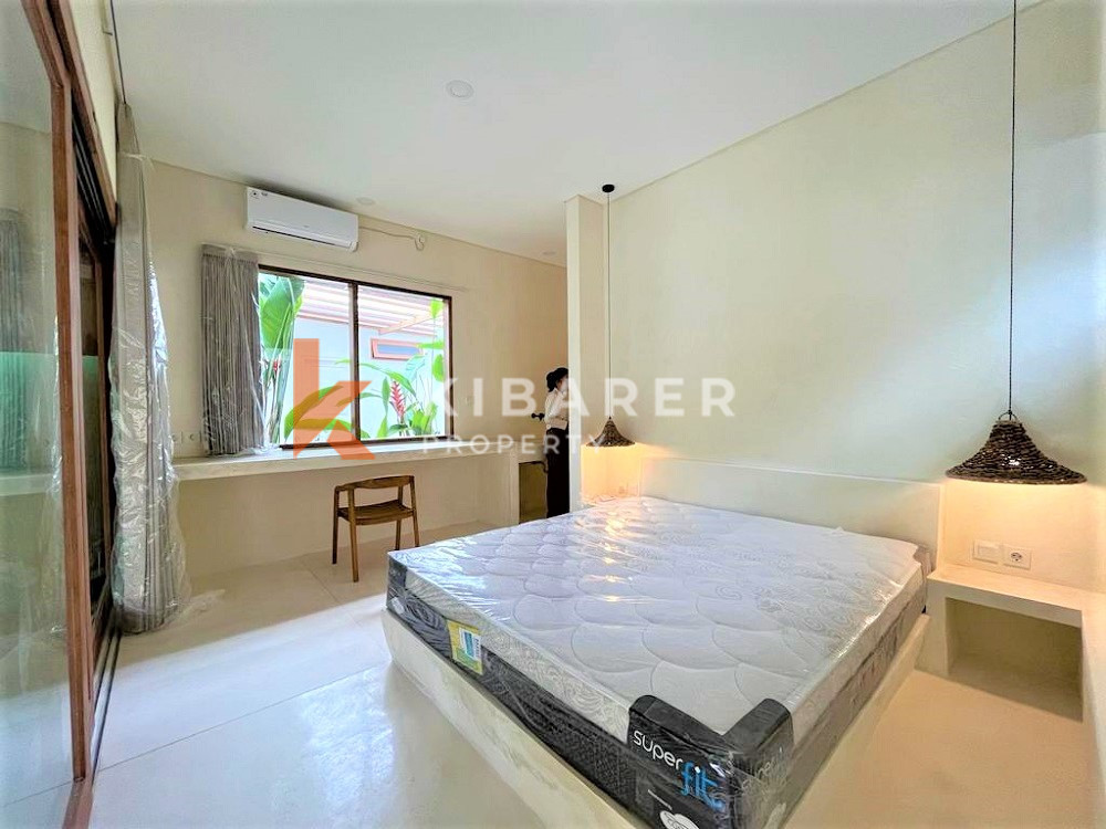 Brand New Tropical Open Living Studio with One Bedroom in Pererenan — image 3