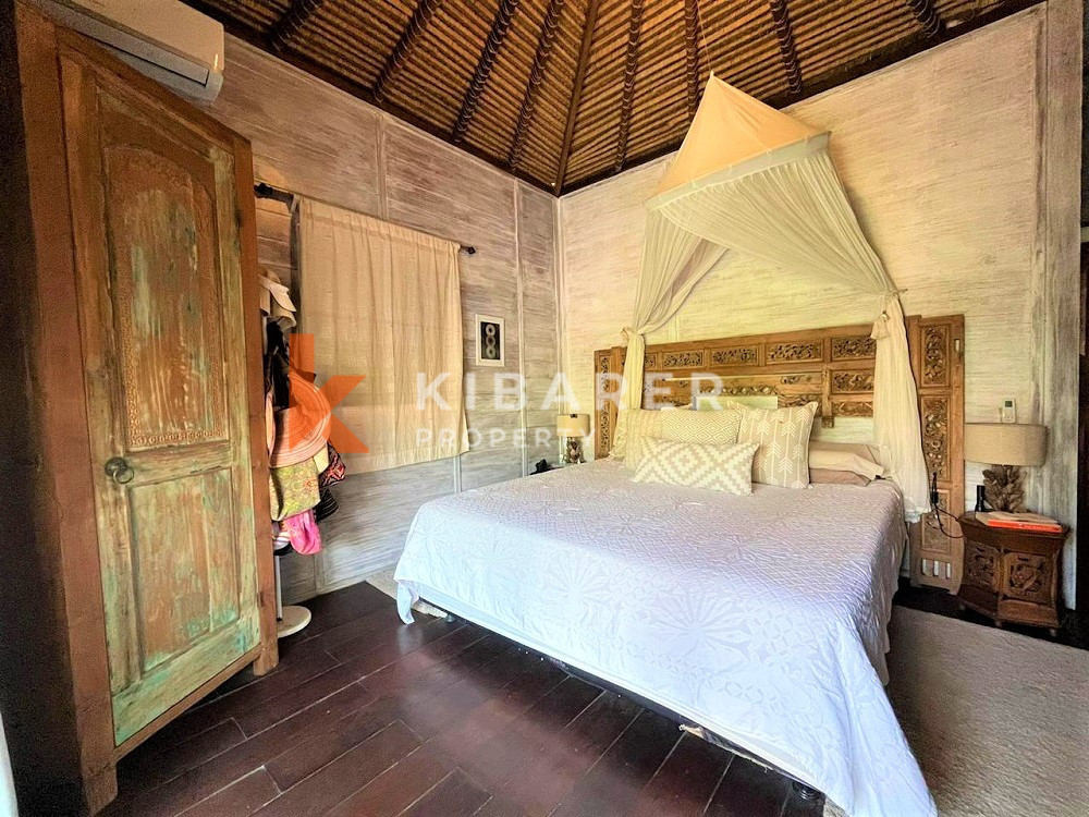 Near the Beach Beautiful Four-Bedroom Villa Located in Berawa — image 18