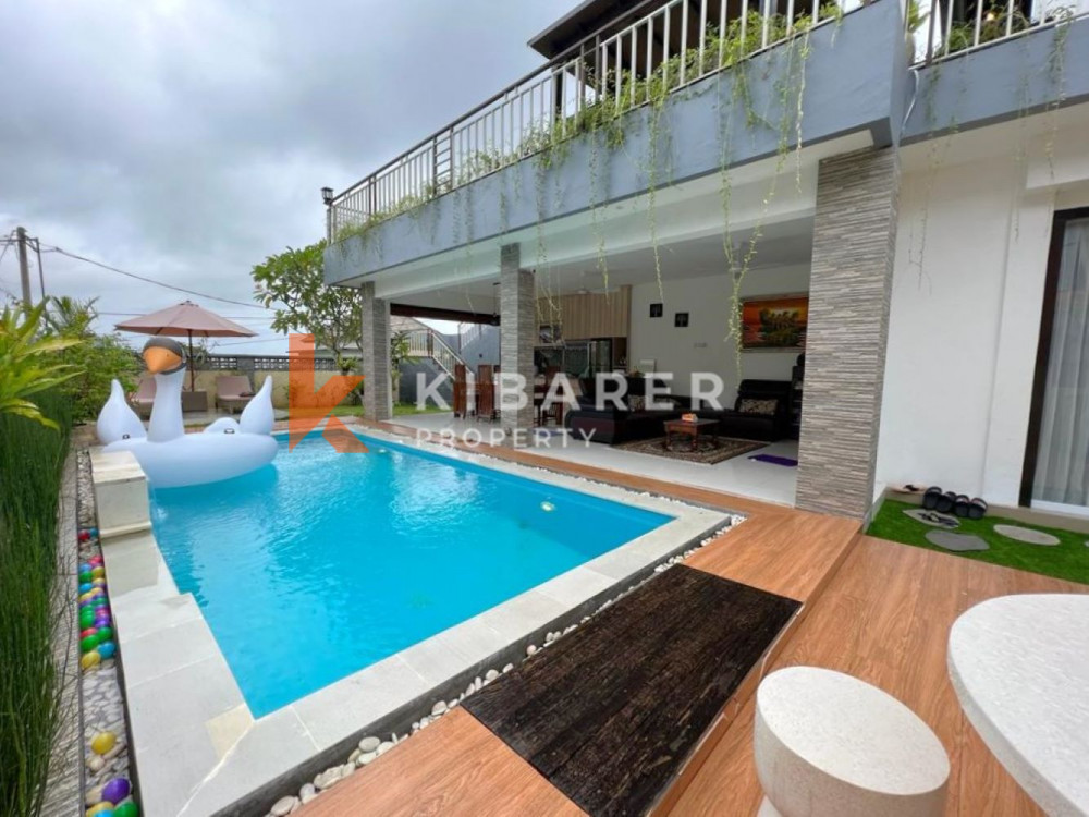 Lovely Open Three-Bedroom Villa with Ocean View in Ungasan