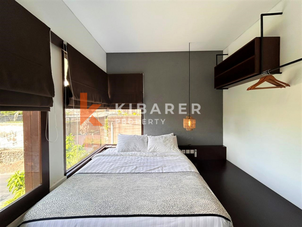 Modern Three-Bedroom Villa with Open Living Area Nestled in Ungasan — image 15