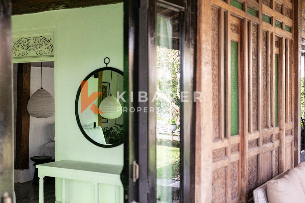 Charming Tropical Three-Bedroom Villa in Prime Berawa — image 13