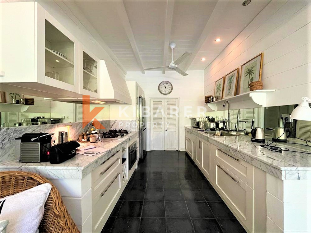 Cozy Two Bedroom Closed Living Villa Located In Seseh — image 8
