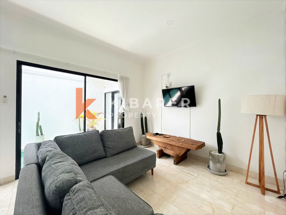 Newly Built Two-Bedroom Villa with Enclosed Living Room Located in Padonan — image 3