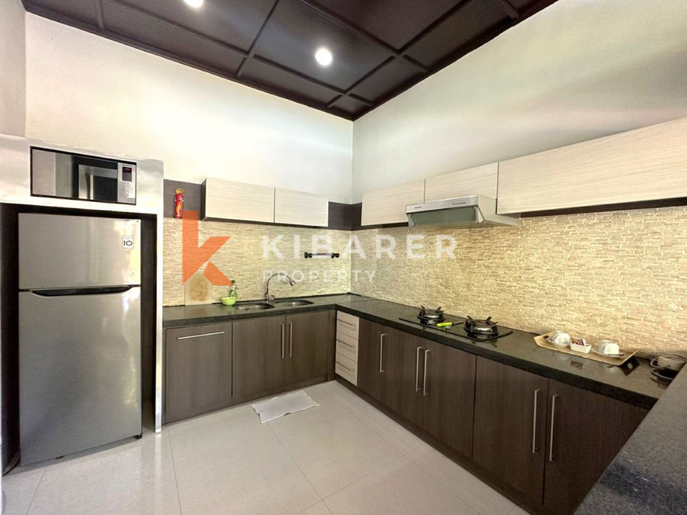 Homey Four Bedrooms Enclosed Living Villa Situated in Seminyak — image 16