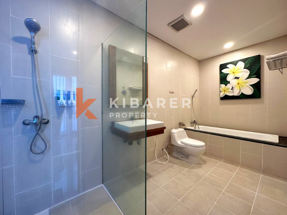 Comfortable Three-Bedroom Open Living Villa Nestled in Jimbaran — image 8