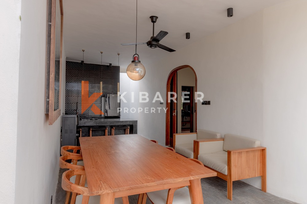 Beautiful Three-Bedroom Villa with Open Living Room in Canggu — image 7