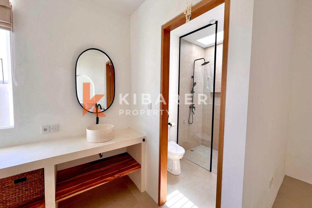 Elegant 3-Bedroom Mediterranean Villa in Pererenan — image 14