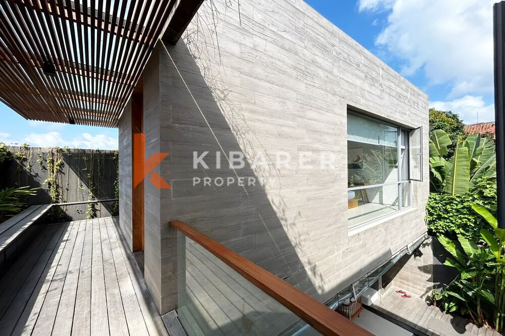 Stylish Two Bedroom Open Living Room Villa Nestled in Umalas — image 4