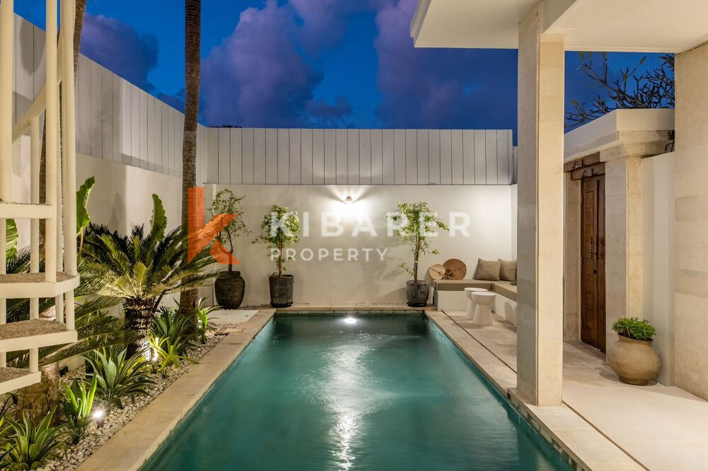 Stylish Two Bedroom Modern Open Living Room Villa Set in Tumbak Bayuh — image 2