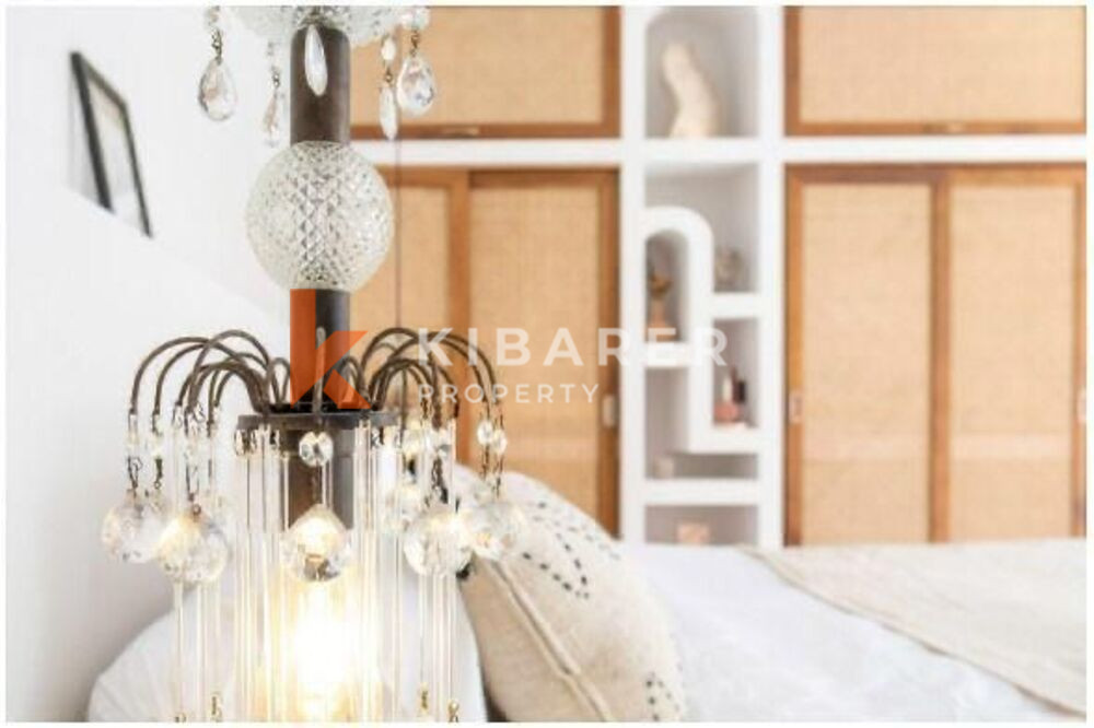 Modern Three Bedroom Minimalist Enclosed Living Room Villa Situated in Umalas — image 19