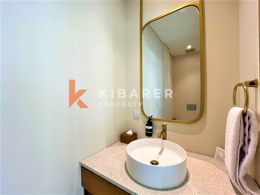 Luxury One Gate System Three Bedroom Enclosed Living Villa In Berawa — image 17
