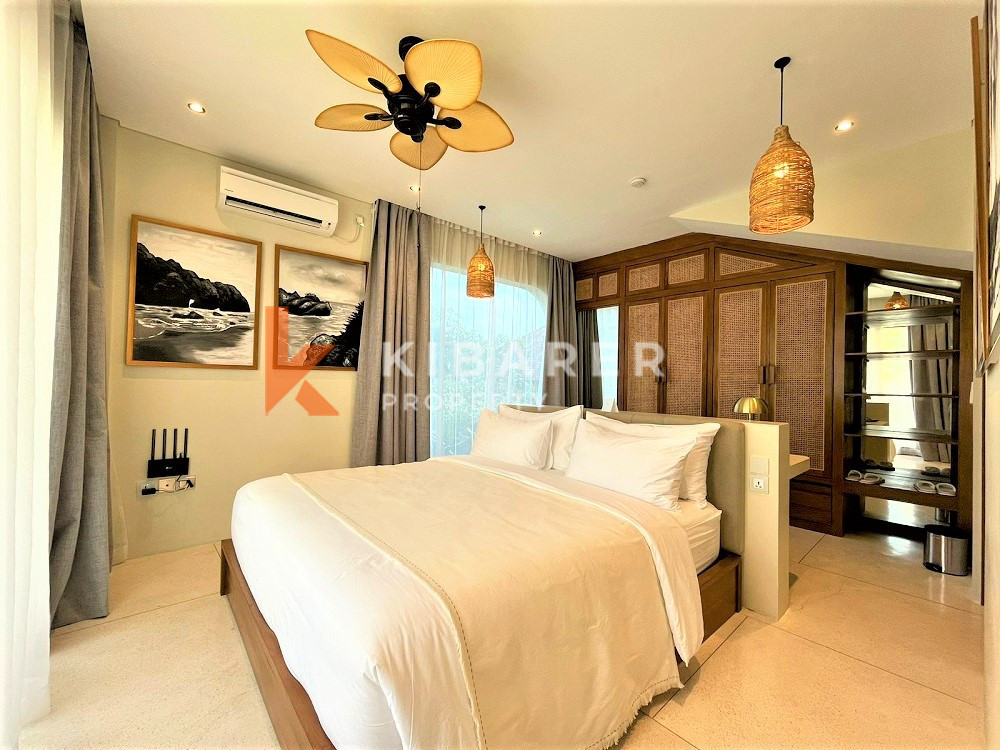 Luxury One Gate System Three Bedroom Enclosed Living Villa In Berawa — image 9