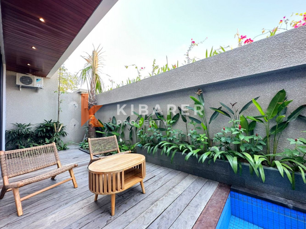 Brand New Stunning Three Bedroom Enclosed Living Villa in Seminyak — image 8