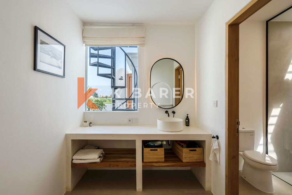 Gorgeous Three Bedroom Mediterranean Villa Overlooking Paddy in Pererenan — image 13