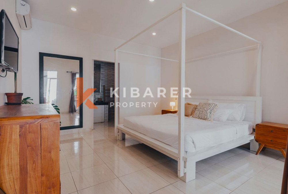 Great Location Two Bedroom Closed Living Boutique Villa in Seminyak — image 8