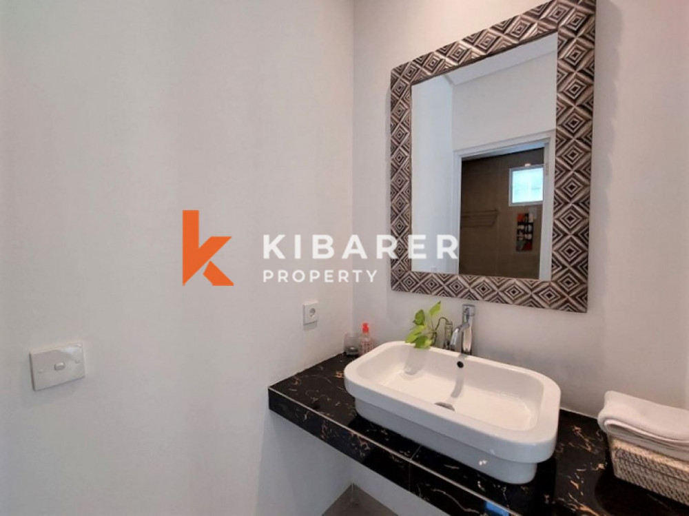 Cozy Three Bedroom Villa For Living In Bumbak Umalas — image 9