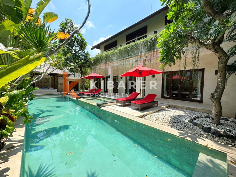 Gorgeously Three Bedroom Enclosed Living Villa In Prime Area Of Seminyak — image 12