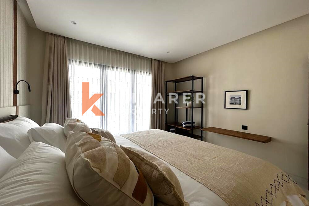 Mediterranean Two Bedroom Enclosed Living Room Villa Set in Kerobokan — image 14