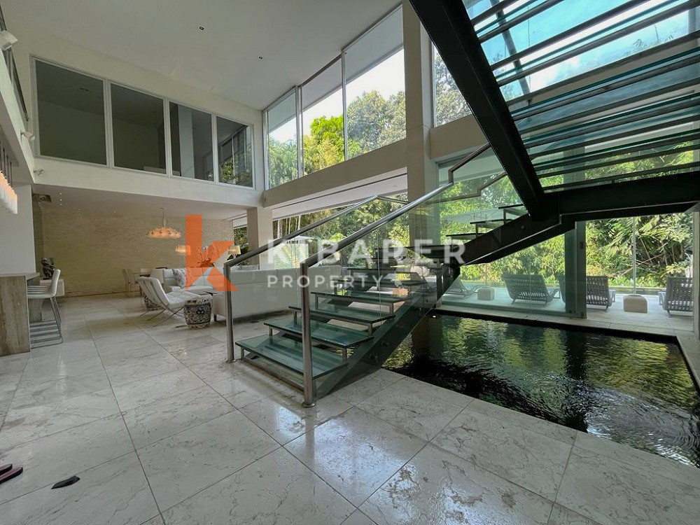 Jungle View Four Bedroom Enclosed Living Villa In Semer-Kerobokan — image 5