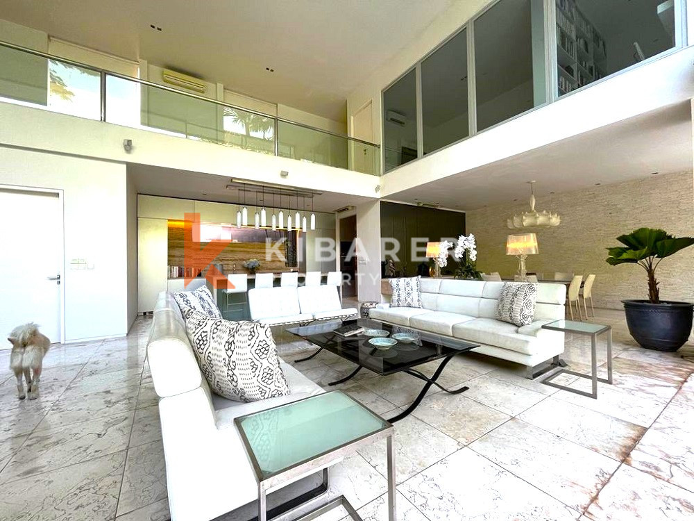Jungle View Four Bedroom Enclosed Living Villa In Semer-Kerobokan — image 6