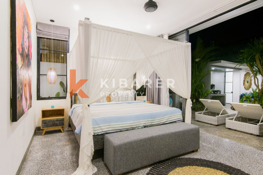 Beautiful Four-Bedroom Villa Well Located in Canggu — image 6