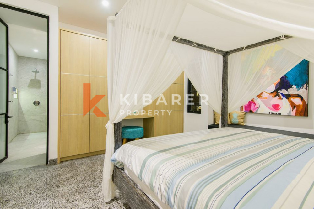 Beautiful Four-Bedroom Villa Well Located in Canggu — image 10