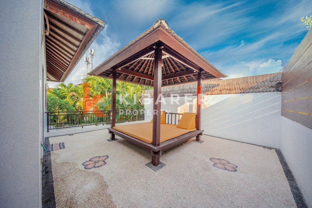 Stylish Two Bedroom Closed Living Villa With Pool Situated in Bumbak — image 19