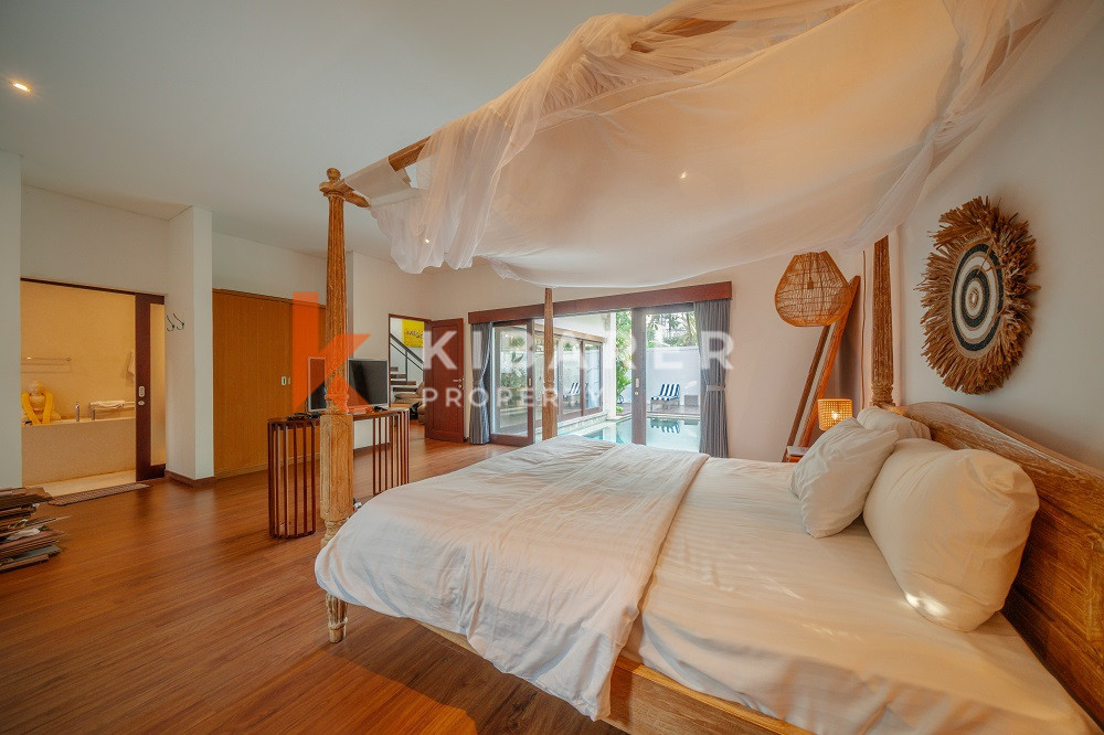 One Gate System Cozy Two Bedrooms Closed Living Villa Situated In Bumbak — image 9
